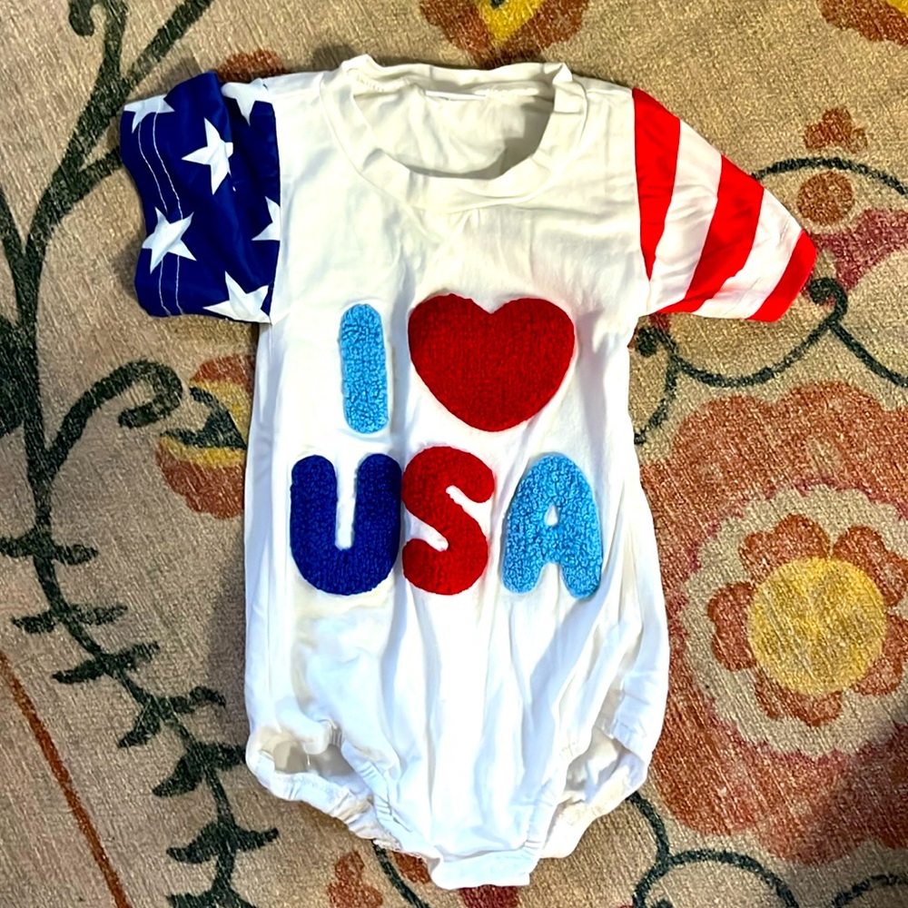 Newborn “I Love USA” onesie